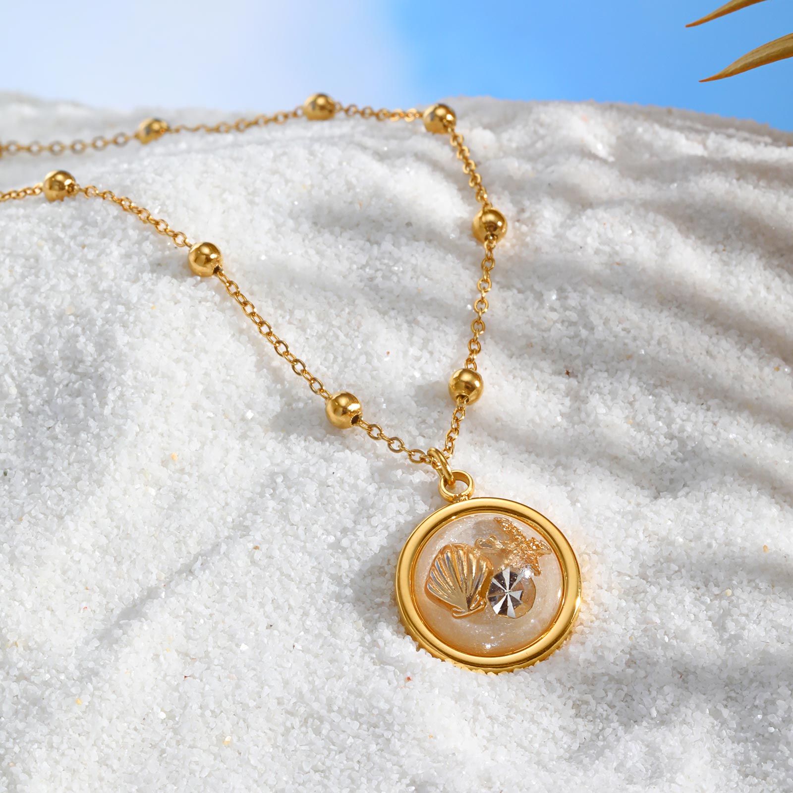 قلادة دائرية للنساء مع قذيفة ن - مراجعة Birth Flower Necklace وسعره